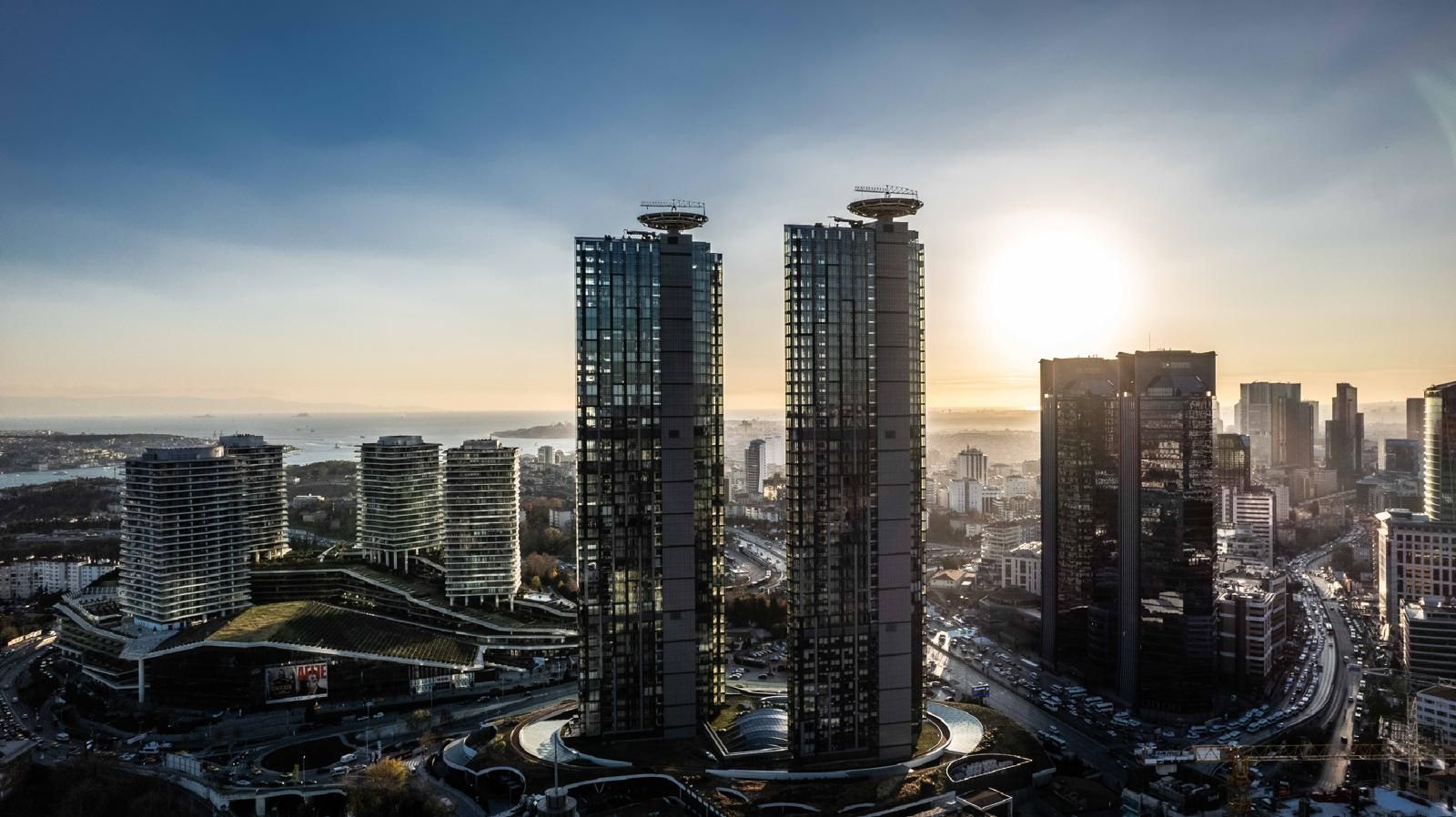 Çiftçi Towers, Бешикташ — На закате