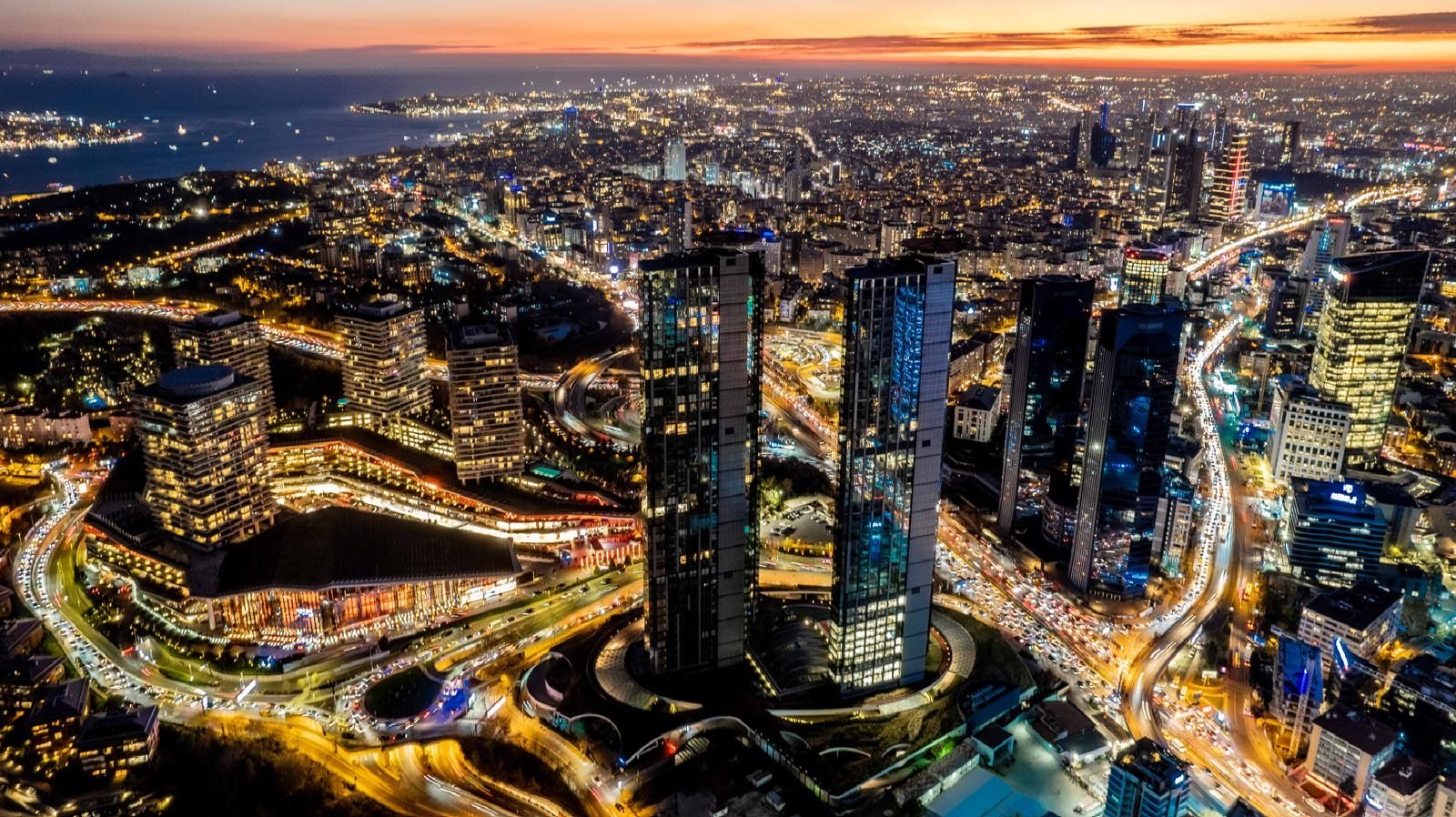 Çiftçi Towers, Бешикташ — Ночью